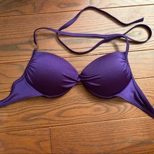 Victoria’s Secret swim top 34B